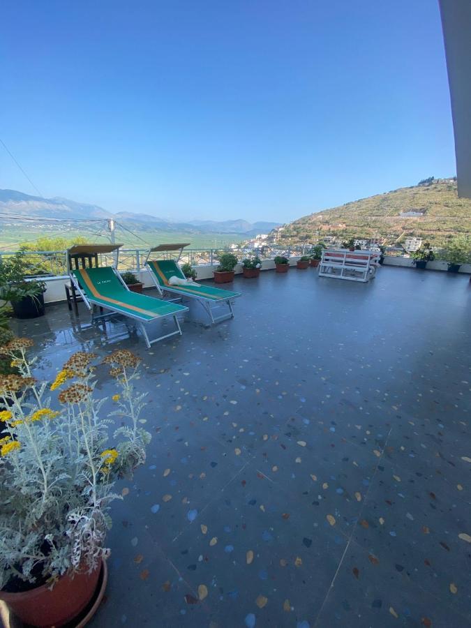 Vila Rafael Sarandë Exteriör bild