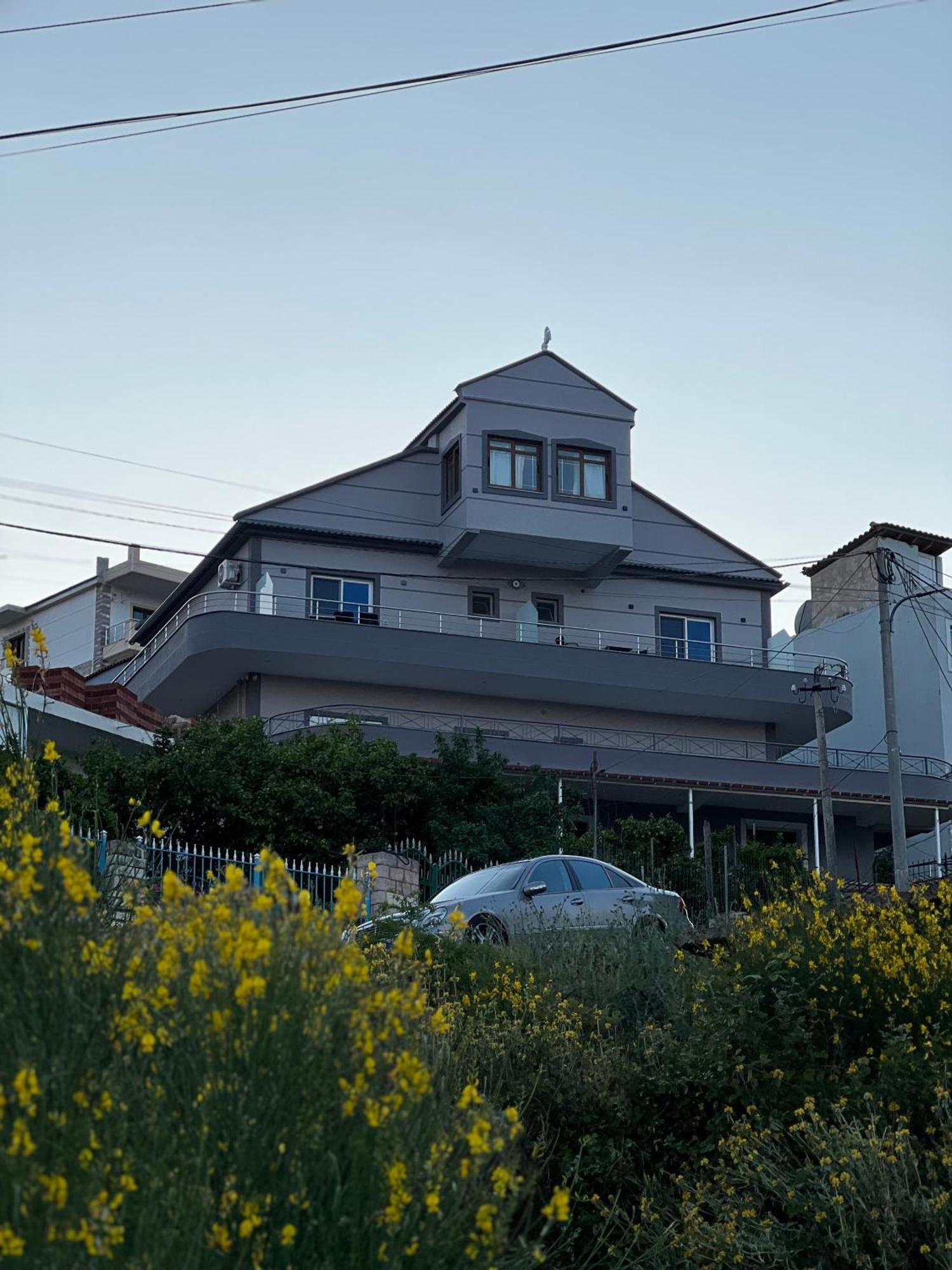 Vila Rafael Sarandë Exteriör bild