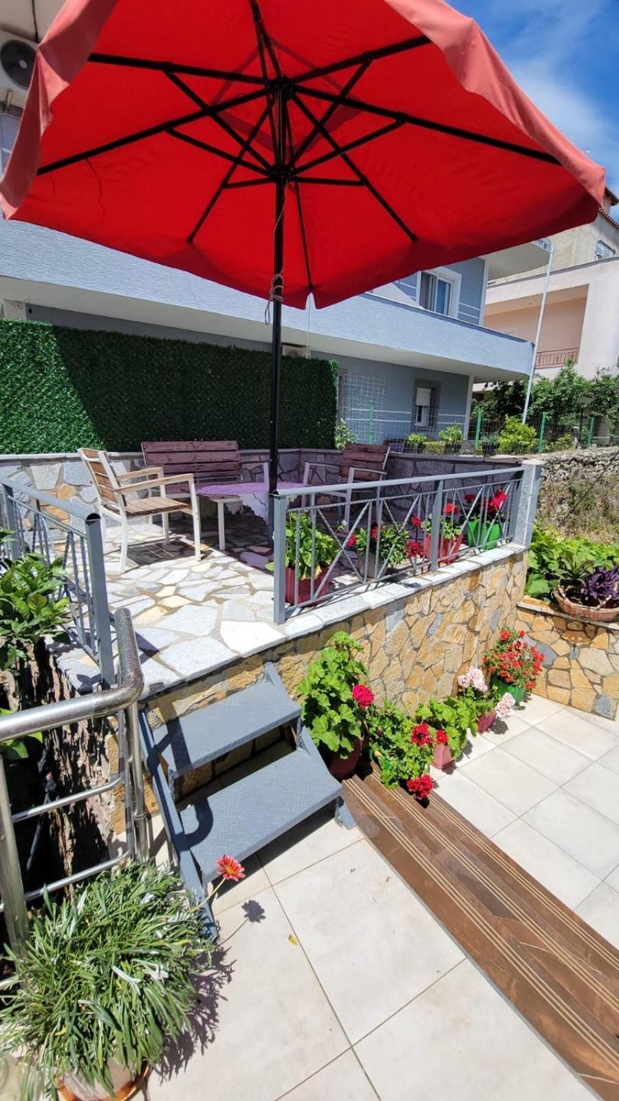 Vila Rafael Sarandë Exteriör bild
